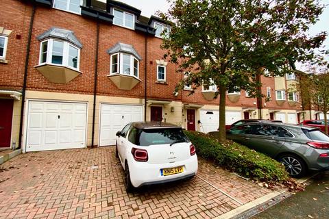 Marine Approach, Northwich 3 bed townhouse for sale