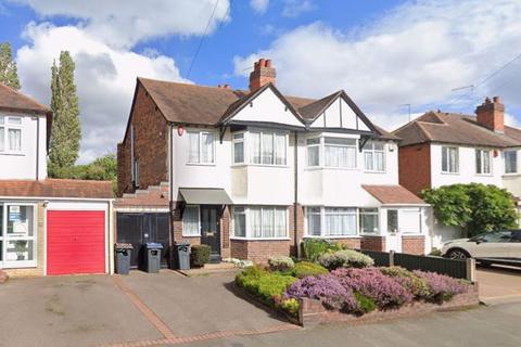 Wrekin Road, Kingstanding... 3 bed semi