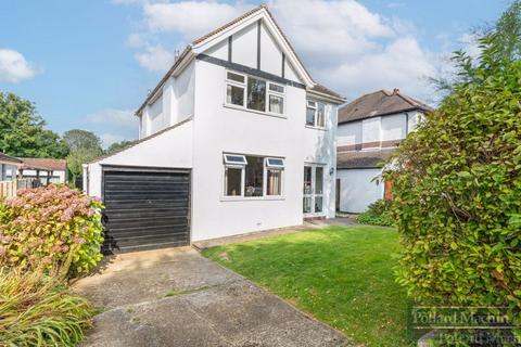 Lime Meadow Avenue, Sanderstead 3 bed detached house for sale