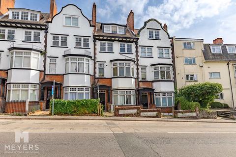 445 Christchurch Road, Bournemouth, BH1 2 bed apartment for sale