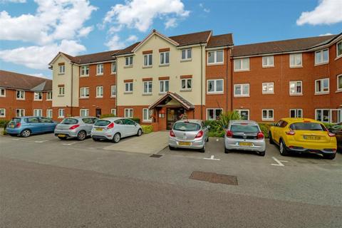 Church Road, Benfleet, SS7 1 bed apartment for sale