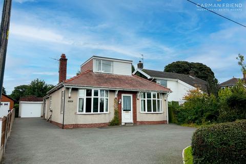 Stryt Isa, Hope, LL12 3 bed detached bungalow for sale