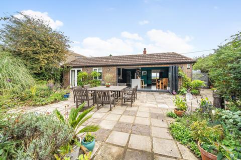 Church Road, Oare, ME13 3 bed detached bungalow for sale