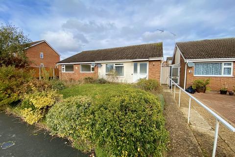 2 bedroom semi-detached bungalow for sale