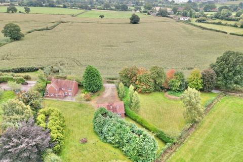 Ashfields, Hinstock, TF9 3 bed detached house for sale