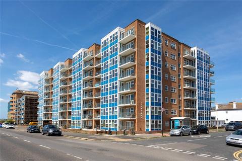 Kingsway, Hove, BN3 2 bed flat for sale