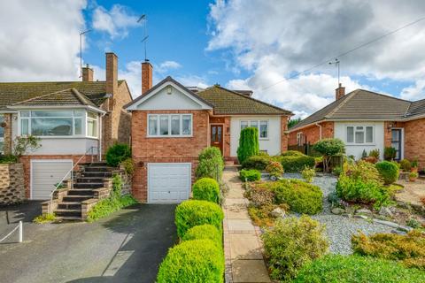 Cedar Crescent, Kidderminster, DY11 6AQ 3 bed detached bungalow for sale