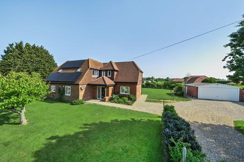 First Avenue, Batchmere, PO20 4 bed detached house for sale