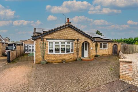 4 bedroom detached bungalow for sale