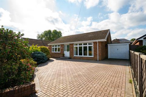 Winster Close, Old Tupton, Chesterfield 2 bed detached bungalow for sale