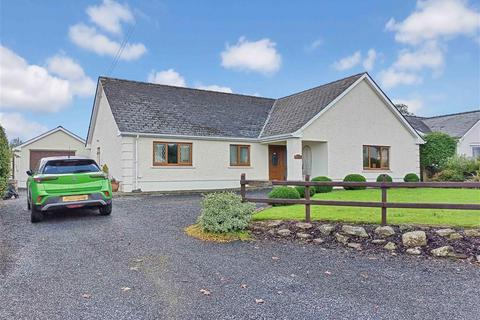 Heol y Merwydd, Penrhiwllan... 3 bed detached bungalow for sale