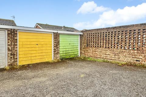 Lynwood, Kent CT19 Garage for sale