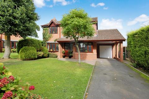 South View Close, Codsall WV8 4 bed detached house for sale