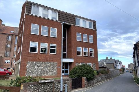 Driftway Court, Sheringham NR26 2 bed apartment for sale