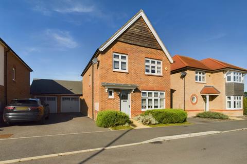 Medlar Street, Weston Turville 3 bed detached house for sale