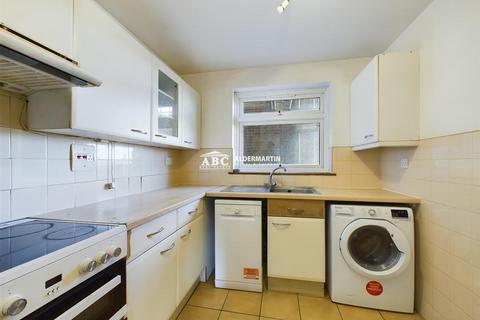 67 Brampton Grove, London 2 bed flat for sale