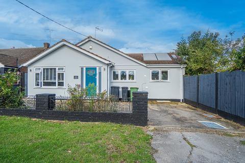 4 bedroom detached bungalow for sale