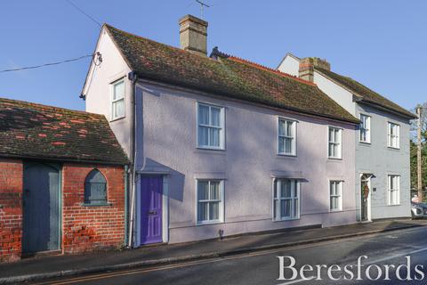 North Street, Dunmow, CM6 2 bed terraced house for sale