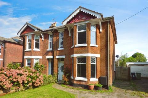 Hamble Lane, Hamble, Southampton 3 bed semi