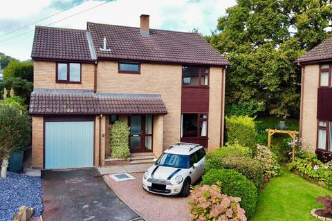 Grange Close, Newton Abbot TQ12 4 bed detached house for sale