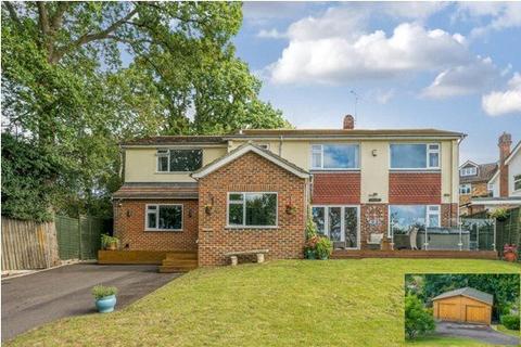 Misbourne Vale, Chalfont St Peter 5 bed detached house for sale