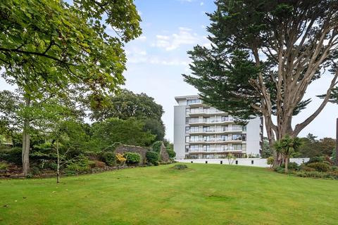 Lower Warberry Road, Torquay TQ1 2 bed flat for sale