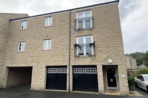 Rotary Close, Dewsbury, WF13 2 bed apartment for sale