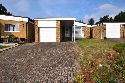 Winston Close, Harrow HA3 2 bed detached bungalow for sale