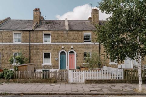 Lyham Road, Brixton 2 bed terraced house for sale