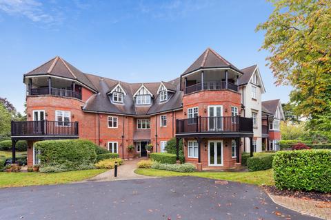 North Park, Chalfont St. Peter... 3 bed flat for sale