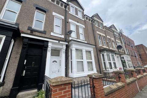 8 bedroom terraced house for sale