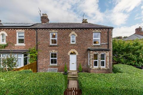 Westfield Terrace, Hexham NE46 3 bed terraced house for sale