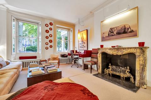 Rutland Gate, Knightsbridge SW7 1 bed apartment for sale