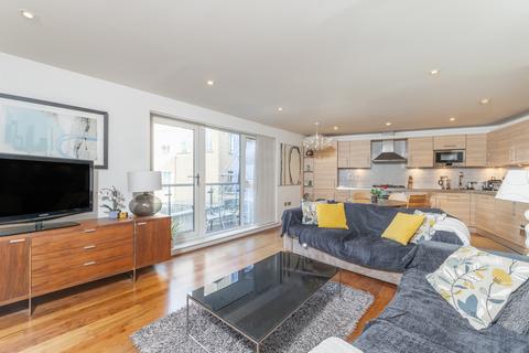Clerkenwell Road, Clerkenwell, London 2 bed flat for sale
