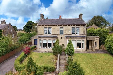 Keighley Road, Colne, Lancashire, BB8 7 bed detached house for sale