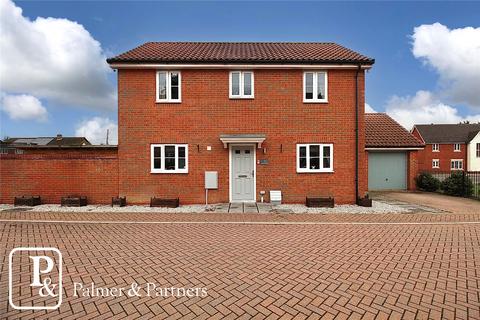 3 bedroom detached house for sale