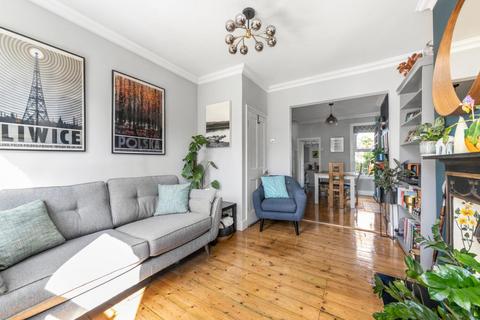 Highclere Street, Sydenham, SE26 2 bed terraced house for sale