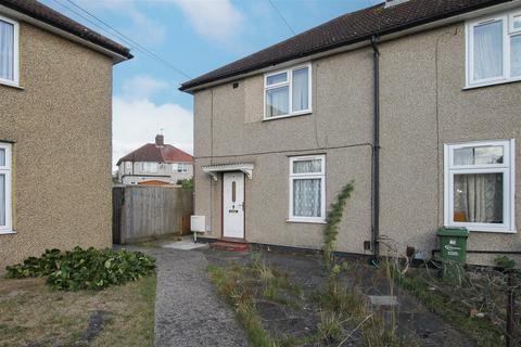 Halbutt Gardens, Dagenham 1 bed maisonette for sale