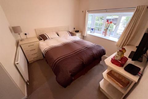 London Road, Dunkirk, Faversham, Kent 2 bed park home for sale