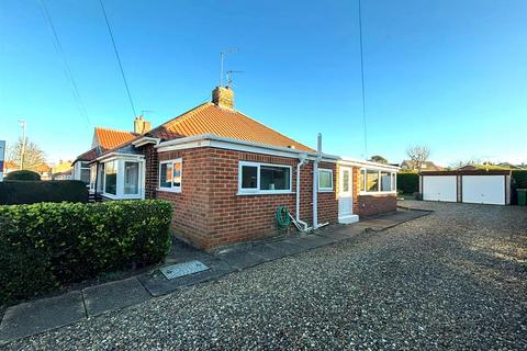 2 bedroom semi-detached bungalow for sale