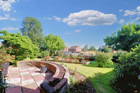 Mead Close, Norwich 4 bed detached house for sale