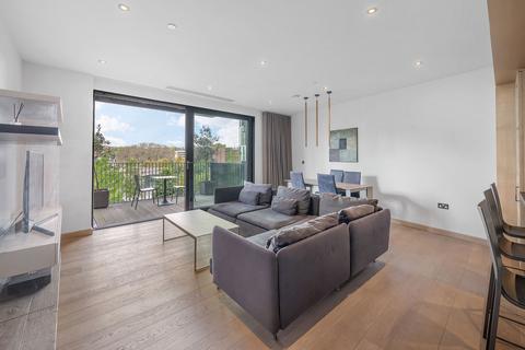 London SW11 2 bed apartment for sale