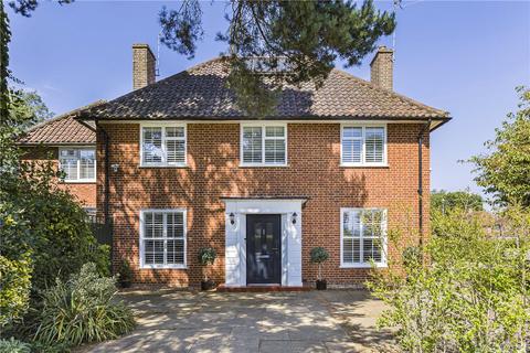 Parkway, Welwyn Garden City... 5 bed detached house for sale