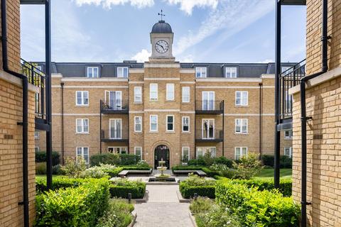 Atkinson Close, Wimbledon, London, SW20 3 bed flat for sale