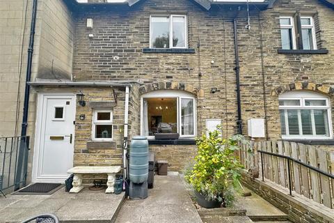 Staups Lane, Stump Cross 2 bed terraced house for sale