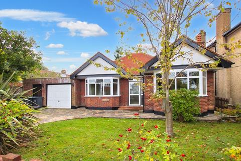 Graham Close, Shirley 3 bed detached bungalow for sale