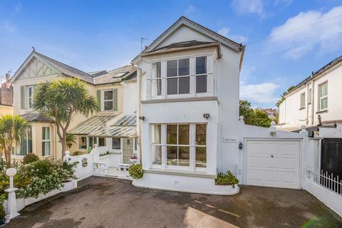 Cricketfield Road, Torquay TQ2 5 bed semi