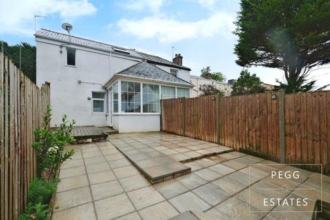 Teignmouth Road, Torquay TQ1 2 bed end of terrace house for sale