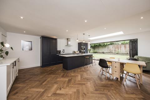 Lampington Row, Langton Green 3 bed end of terrace house for sale