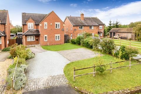 Waters Upton, Telford, TF6 6NP. 4 bed detached house for sale